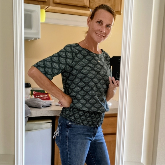 Hi Poshers, I'm Angie! Selling Mostly Ladies Clothing, Some Mens, & Housewares - Picture 2 of 2